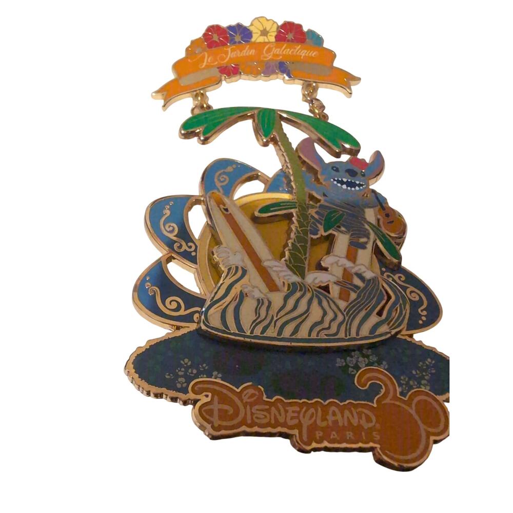DP Stitch on Palm Tree with Surfboards and Ukelele LE 500 Disney pin
